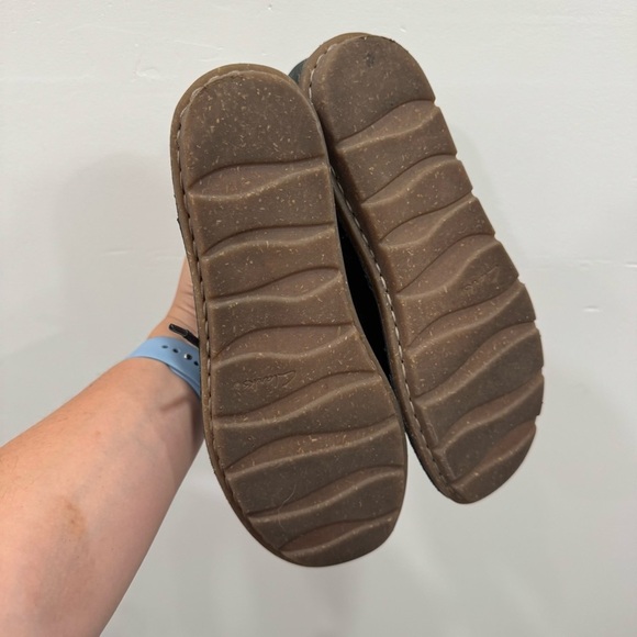 Clarks Collection Tamitha Key Lace-Up Ankle Boots Suede Leather Black Size 6.5 - Picture 8 of 10